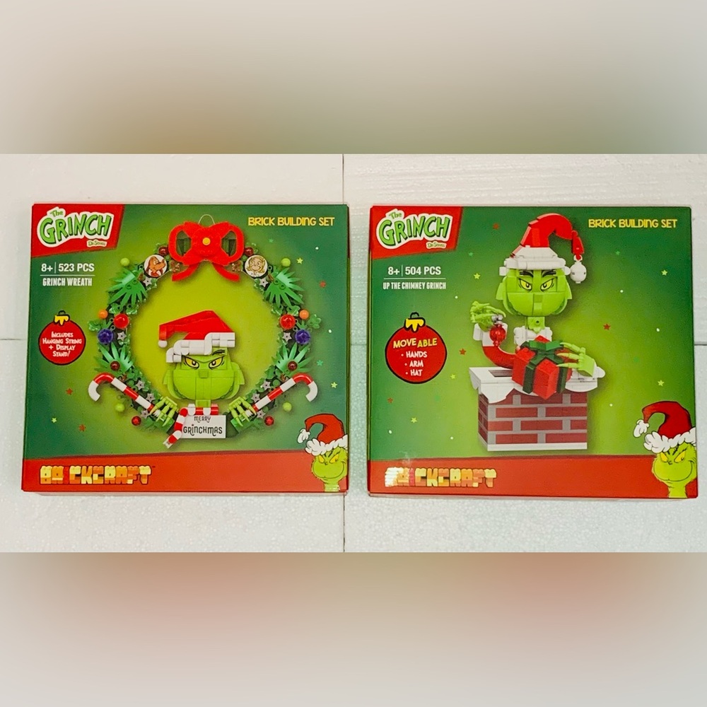 Brickcraft Up the Chimney & Grinch Wreath Grinch Building Kit